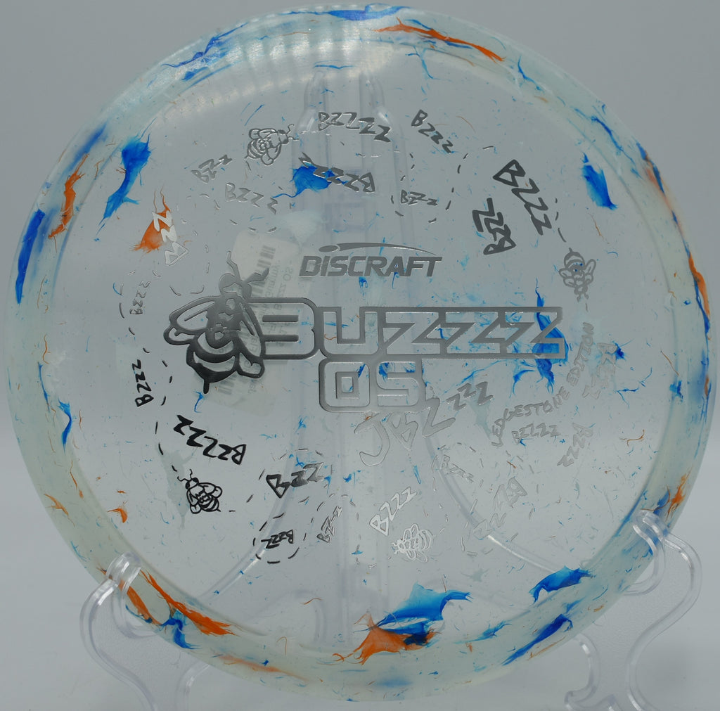 Jawbreaker Z-FLX Buzzz OS powering through wooded gap at Glenwood DGC in North Dakota

