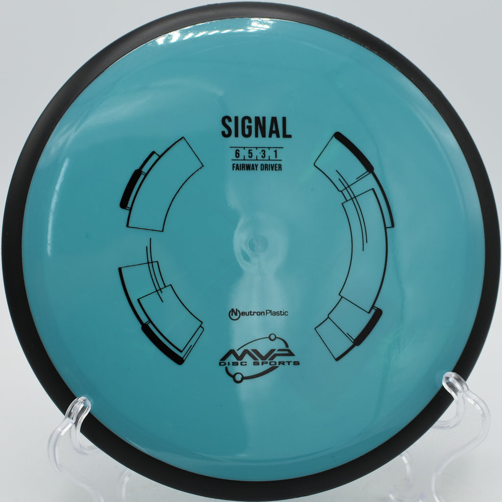 Signature Line Signal by Climo Discs floating long at Moraine State Park DGC in Portersville, PA