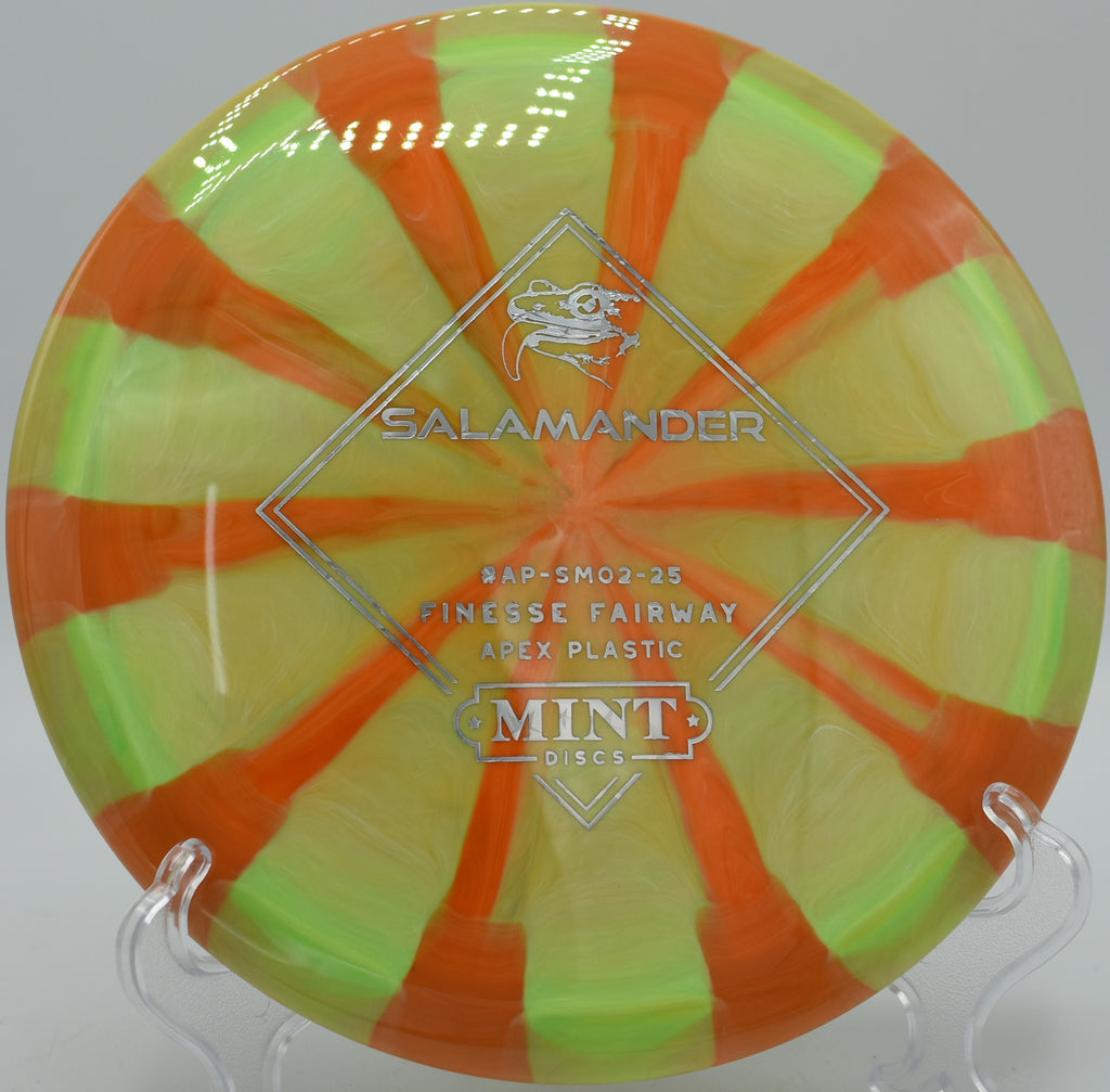 Apex Swirl Salamander hyzer flip off the tee at Camp Sekani in Spokane, Washington


