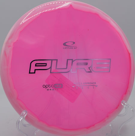 Opto Ice Orbit Pure spinning cleanly out of the hand during warm-up at Camp Sekani in Spokane, Washington.

