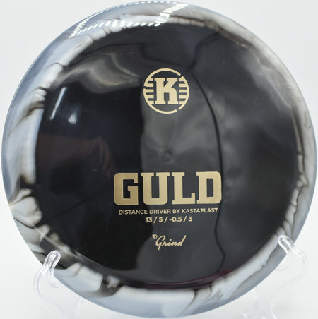 K1 Grind Guld fading reliably into the green at W.R. Jackson Disc Golf Course in Appling, Georgia.

