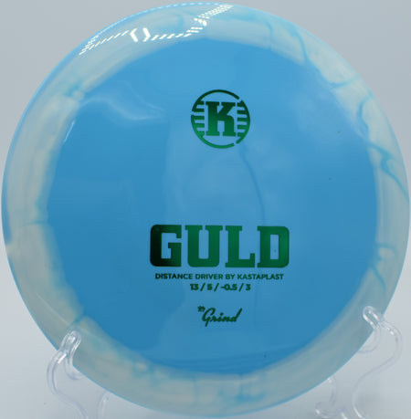 Controlled max-distance shot with a K1 Grind Guld at Spiritwood Resort Disc Golf Course in Moorhead, Minnesota.

