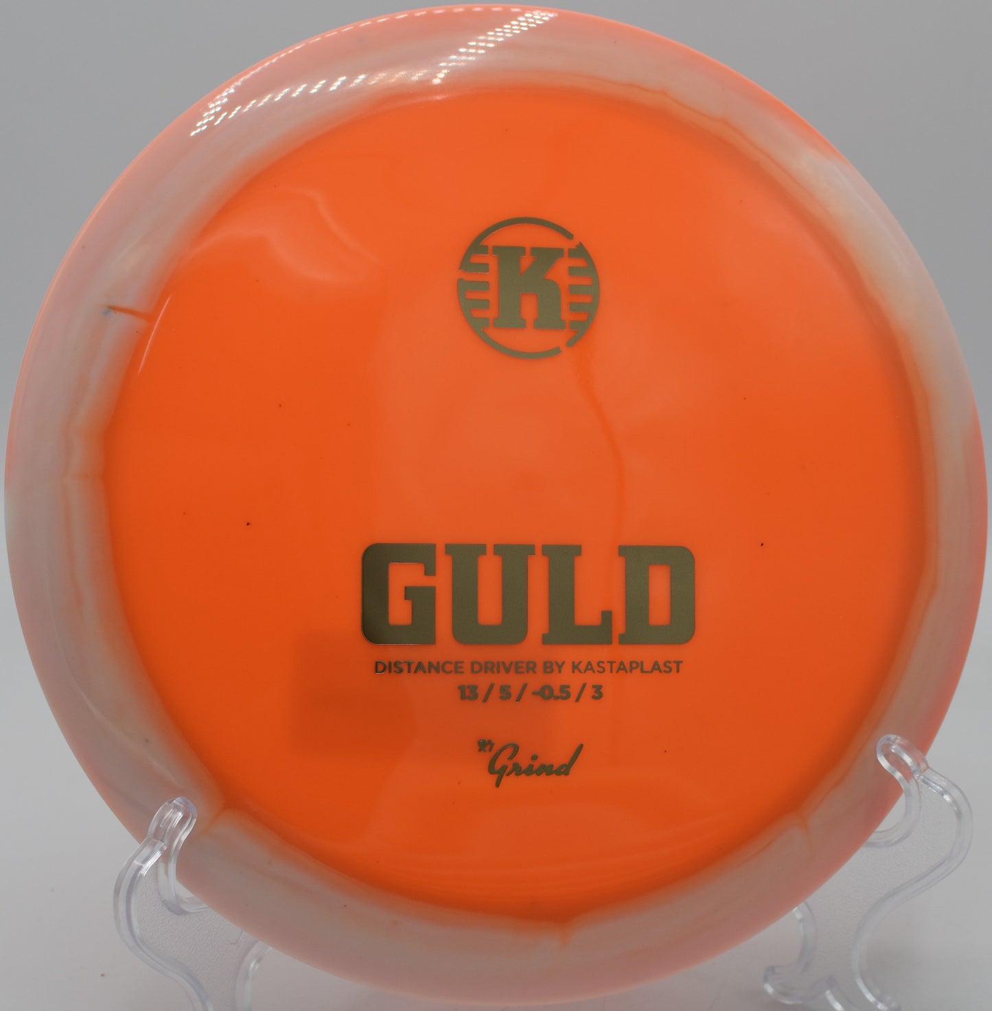 Flat release bomb with a K1 Grind Guld at Mahr Park Disc Golf Course in Madisonville, Kentucky.


