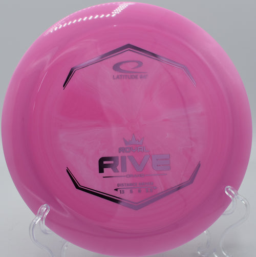 Grand Rive flying straight and fading late at Tyler State Park in Newtown, Pennsylvania.

