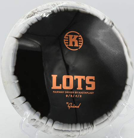 K1 Grind Lots flexing back to center on a long drive at Nevin Park in Charlotte, North Carolina.

