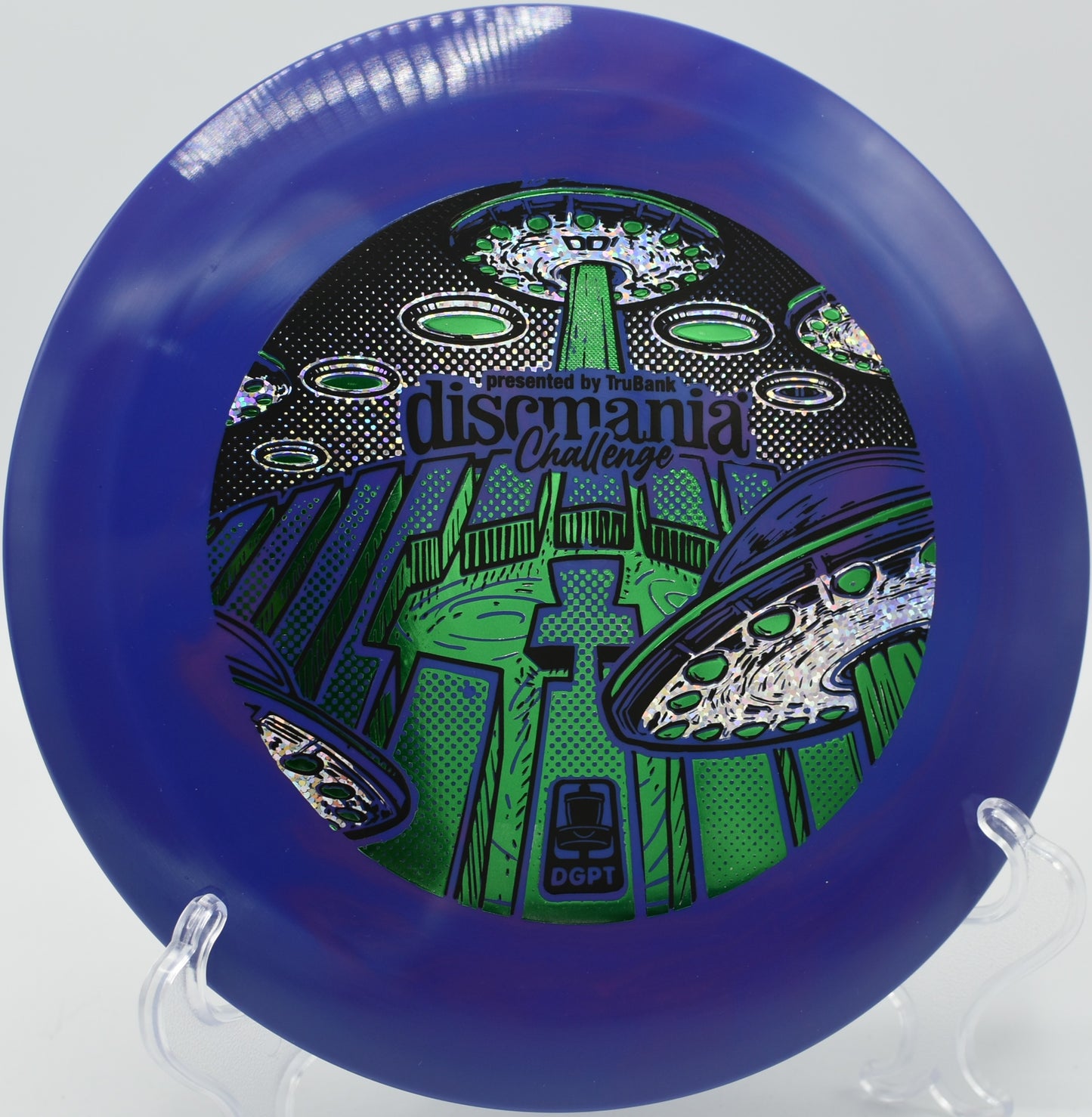 Swirl S-Line DD1 flying flat and far at South Mountain Disc Golf Course in Bethlehem, Pennsylvania.

