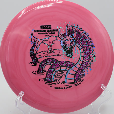Close-up of the Discmania Swirly Glow MD1’s vibrant swirls and glow finish at Glenwood Springs DGC in Colorado.

