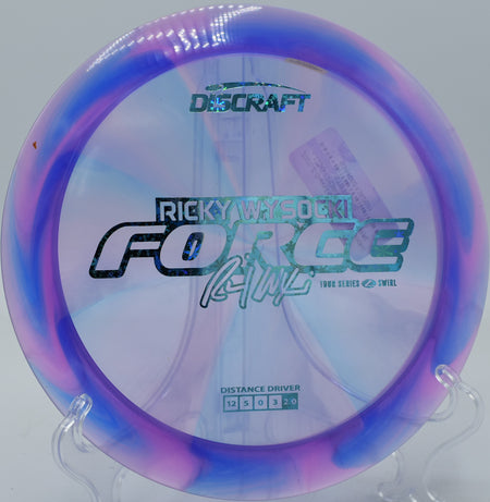 Discraft Force in Z Swirl plastic gliding before a sharp fade at Sunset Park in Las Vegas, Nevada.

