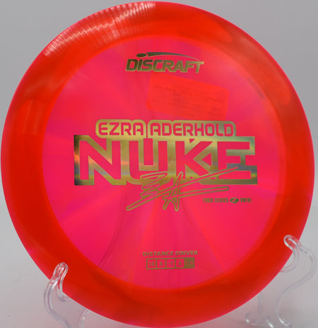 Swirled Nuke mid-flight during a full flex line at Harmon Hills in Fall Branch, Tennessee.

