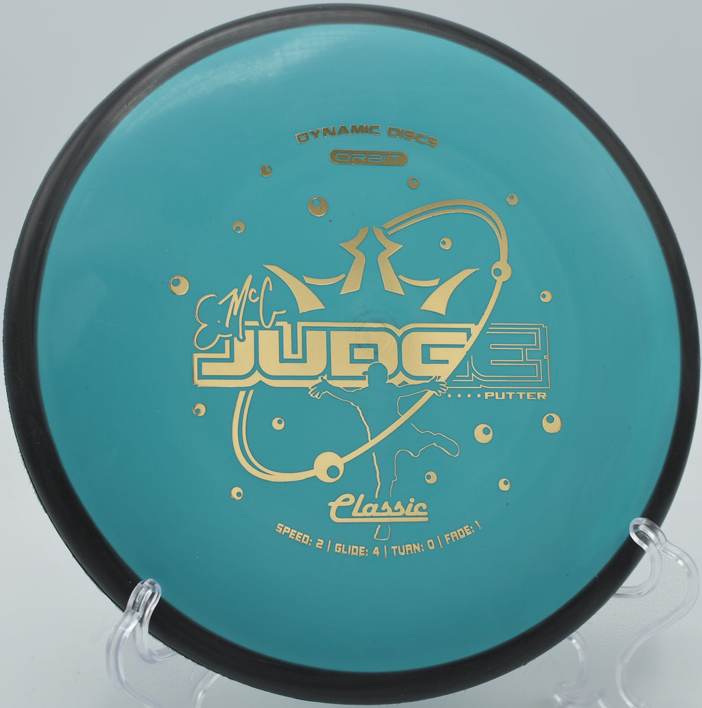 Orbit Judge holding a flat line at White Oak Park Disc Golf Course in Dallas, Georgia

