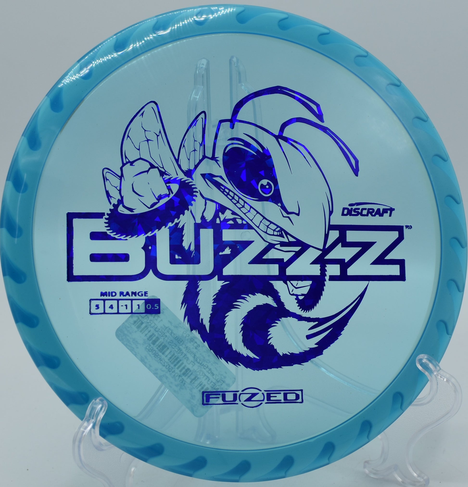 "Get the Discraft Fuzed Buzzzsaw at Flexline Discs, the perfect disc for controlled turnovers in Milwaukee, WI."
