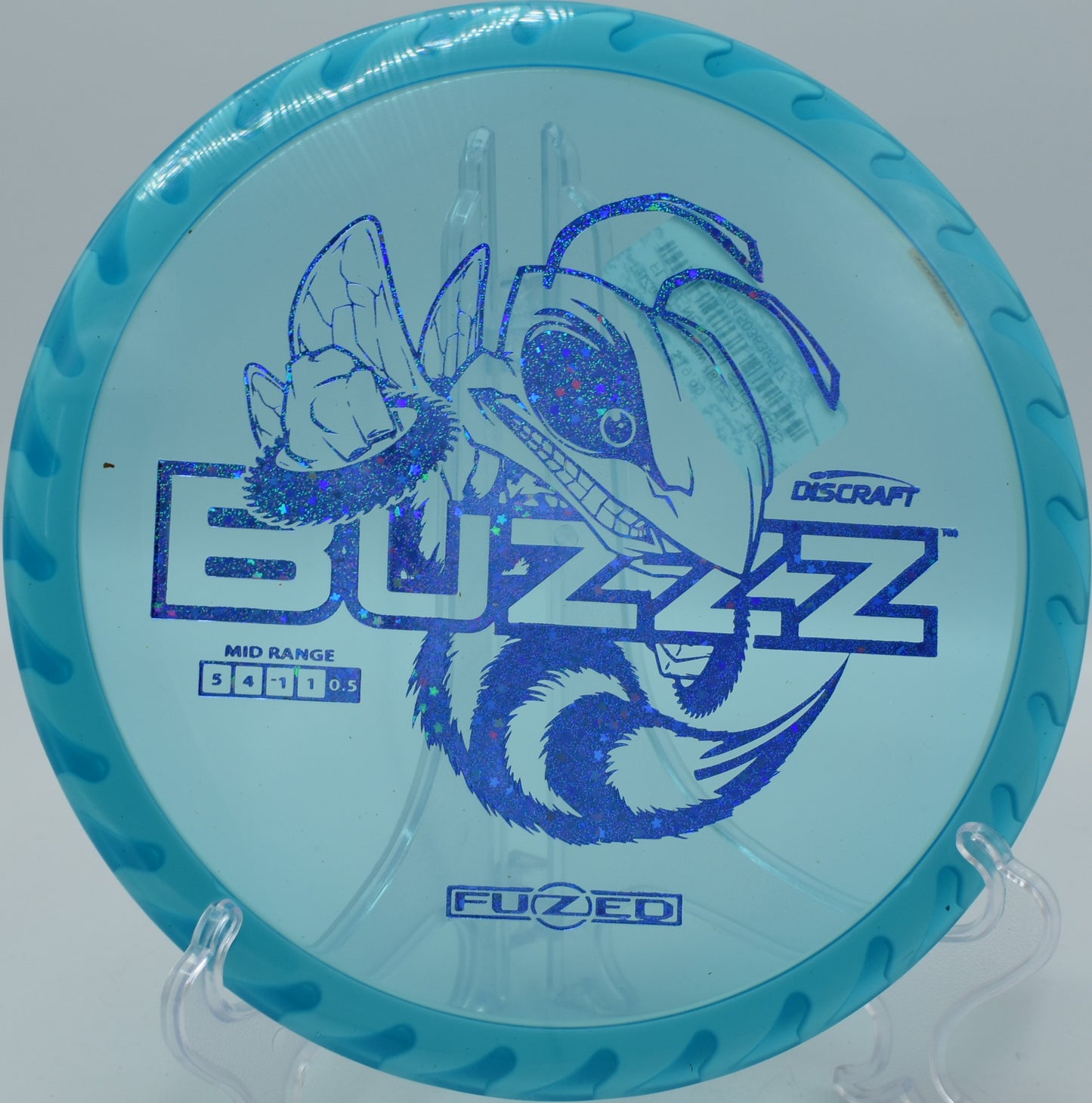 "Discraft’s Fuzed Buzzzsaw, designed for smooth releases and pinpoint accuracy, shipping to Raleigh, NC."
