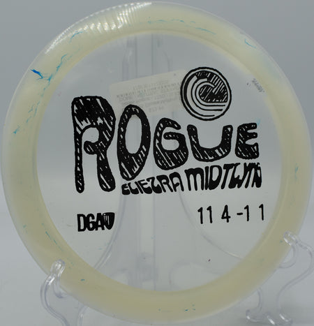 Rogue flying straight with glide at Trophy Club Park in Texas.

