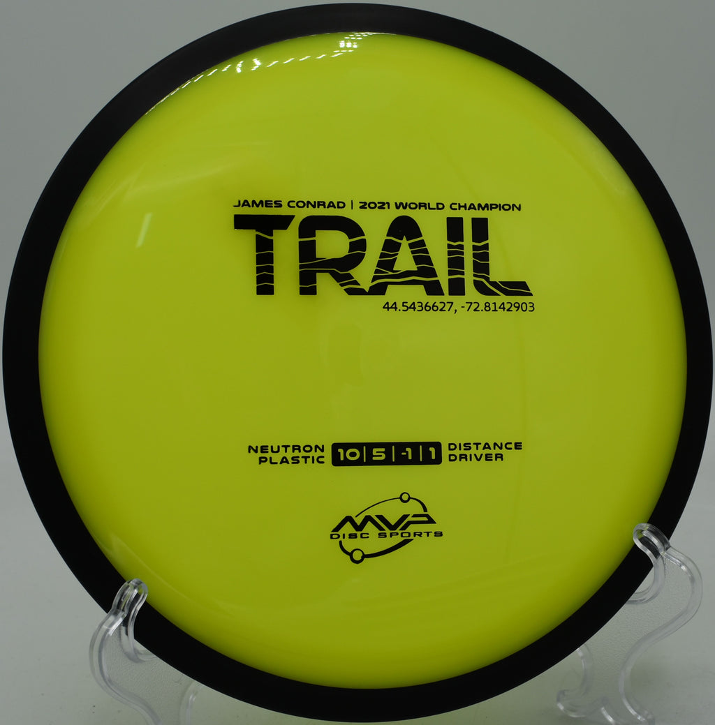 Controlled fairway drive with the Neutron Trail at Indian Hammocks Disc Golf Course in Miami, Florida

