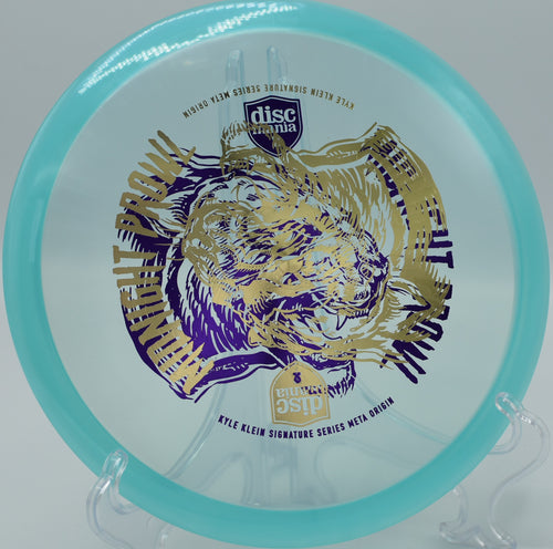 Discmania Midnight Prowl 1 featuring premium grip and dependable stability in Des Moines, Iowa – perfect for precise midrange control.






