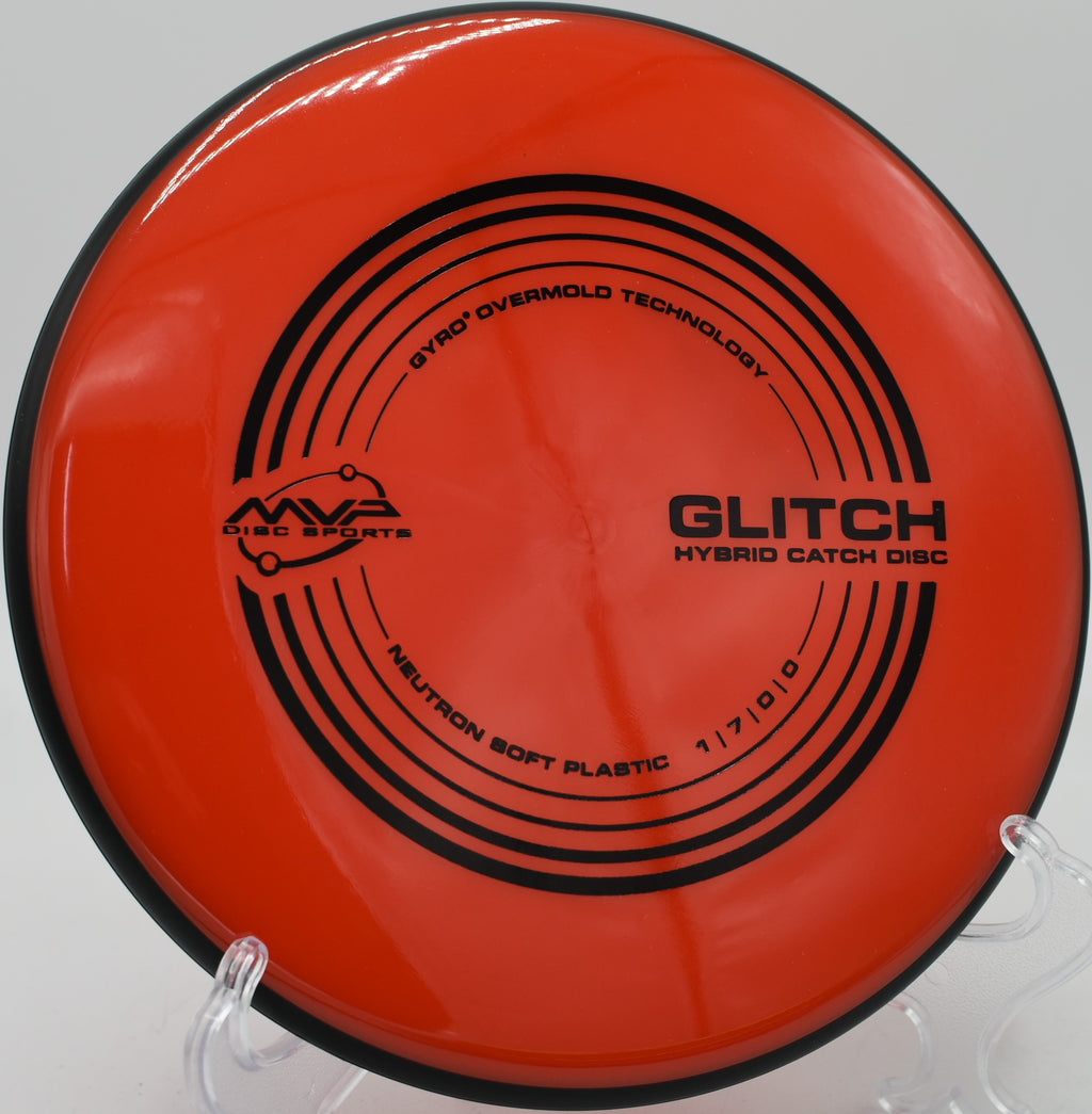 Soft finesse shot with a Neutron Glitch at Leverich Park Disc Golf Course in Vancouver, Washington


