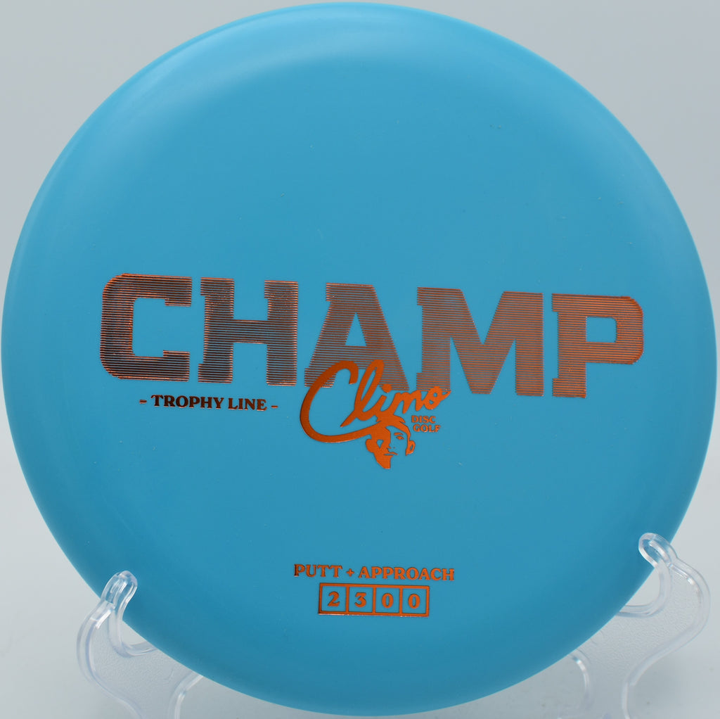 Climo Discs Champ slicing through a tight wooded gap at Panther Creek DGC in Springfield, Illinois.

