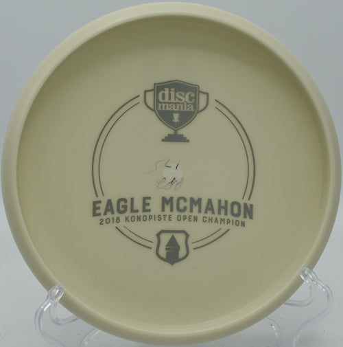 Glow P2 released on a straight approach line at SeaTac Disc Golf Course in Washington

