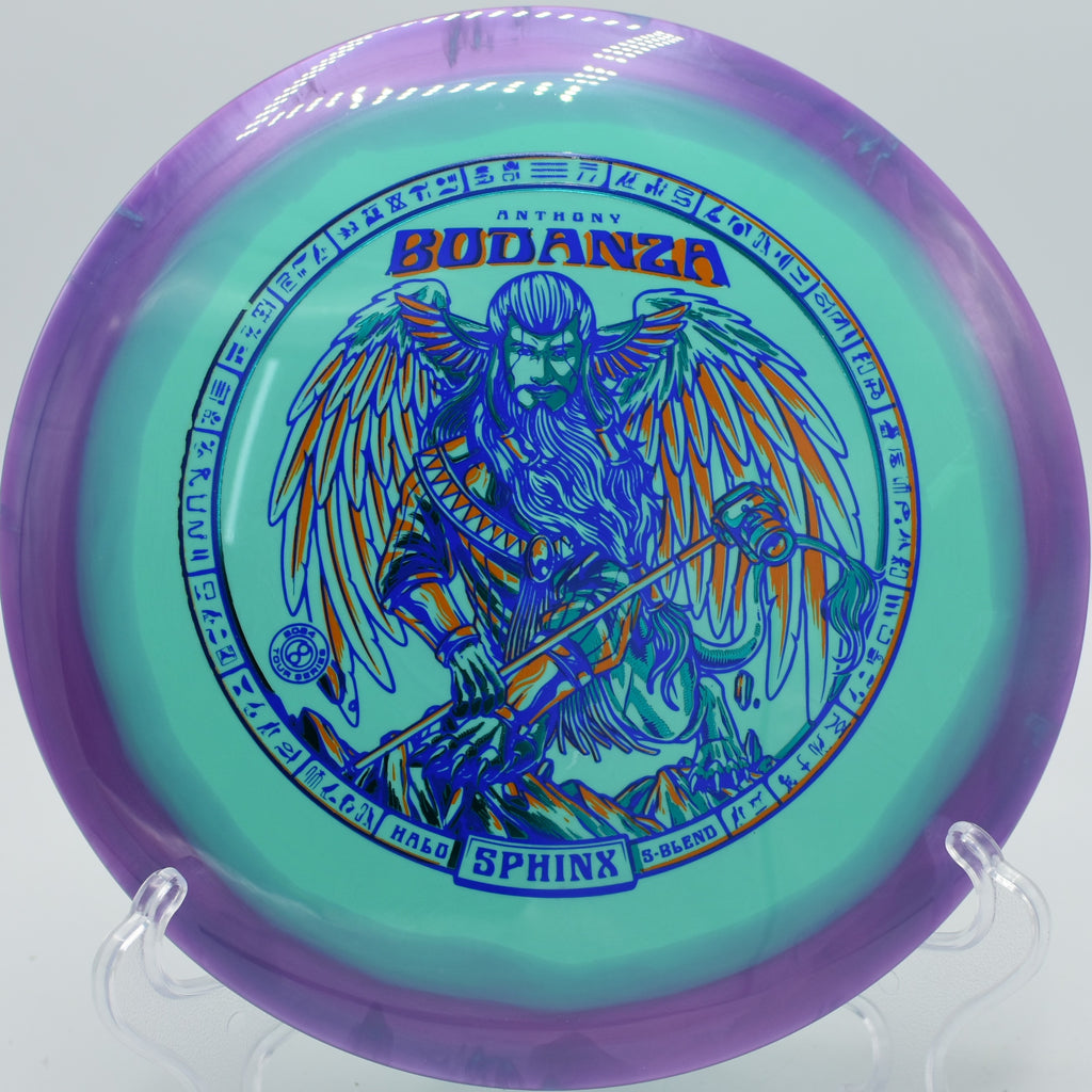 Halo S-Blend Sphinx maximizing glide on Hole 11 at White Spruce Park Disc Golf Course, Brampton, Ontario.
