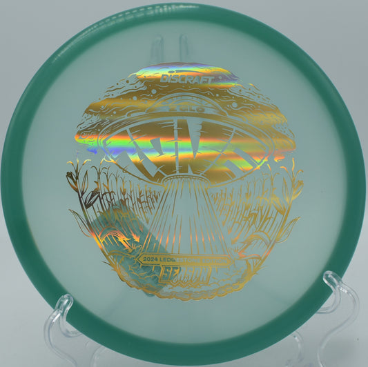 Glow Zone fading reliably in a windy approach on Hole 7 at Cedar Hill Disc Golf Course, Nashville, Tennessee.
