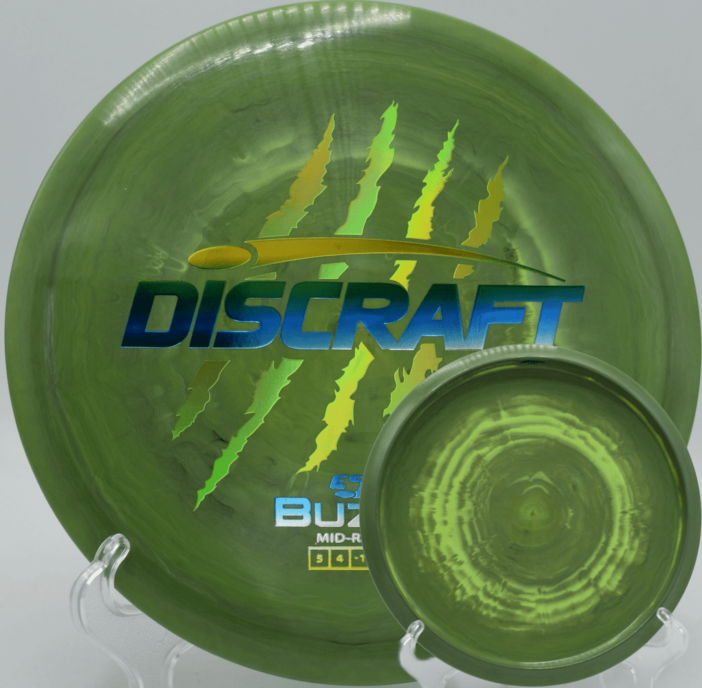 Paul McBeth 4-Claw Buzzz straight midrange drive at Maple Hill Disc Golf Course in Leicester, Massachusetts