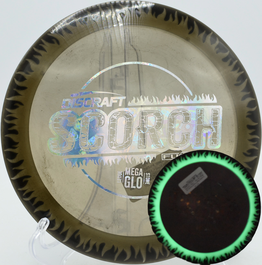 FuZed Scorch with a Mega Glow rim lining up a tunnel shot at Hornings Hideout, North Plains OR