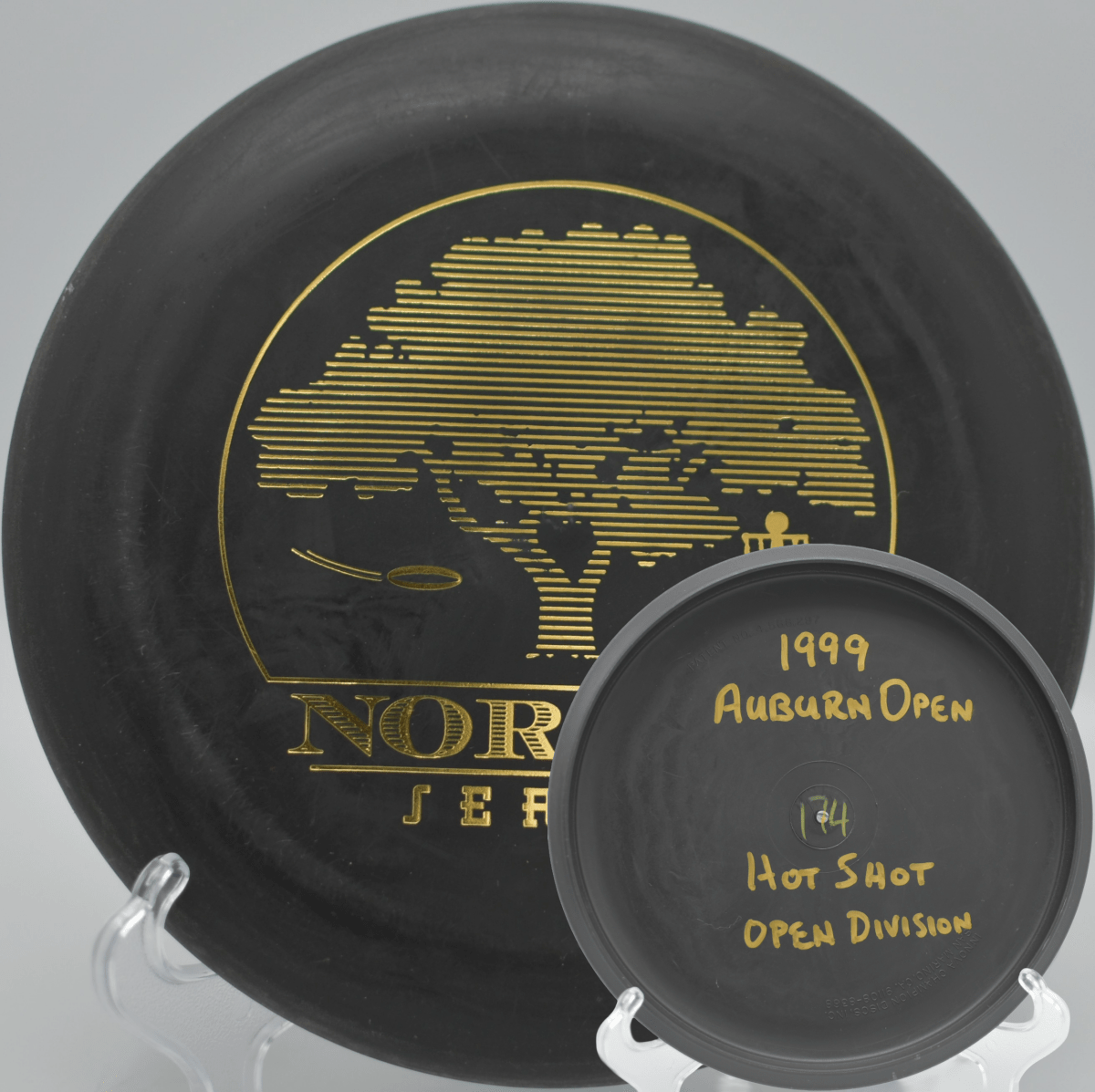Black 2 Ring San Marino microbead Aviar Seattle disc golfers nationwide